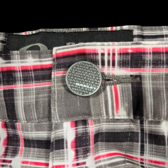 Oakley Men's Plaid Golf Pants - Black, Gray, and Pink Size 36x33 - Picture 4 of 10